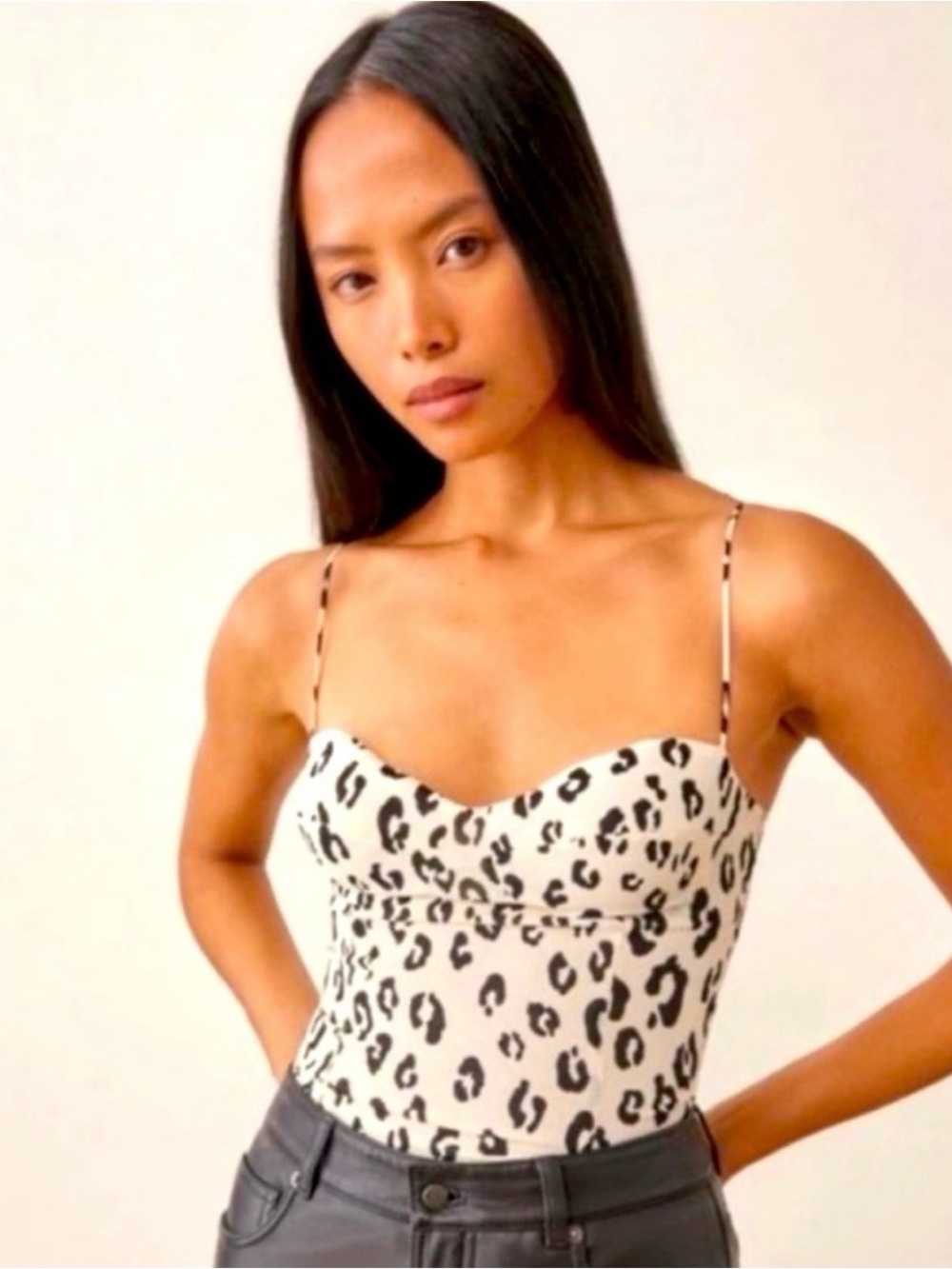 Reformation Liza top Size 2